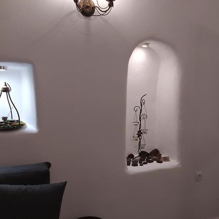 Mentoras' Complex Apartment Emporio  Exterior photo